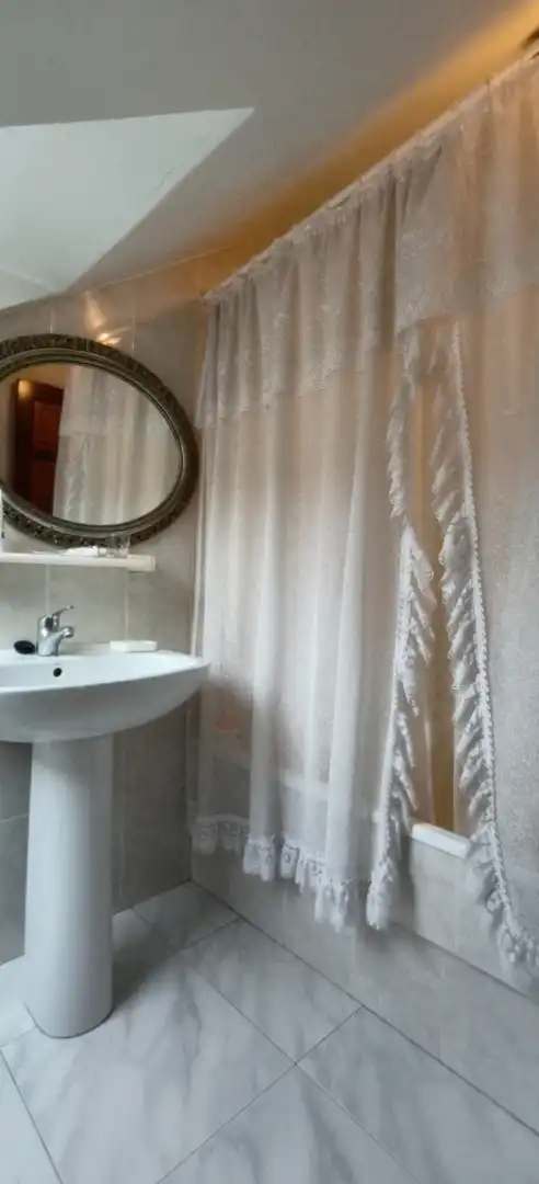 Bathroom of Houses for sale in Cedeira  with Heating, Private garden and Parquet flooring