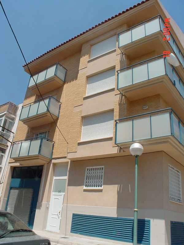 Vista exterior de Planta baixa en venda en  Tarragona Capital amb Traster