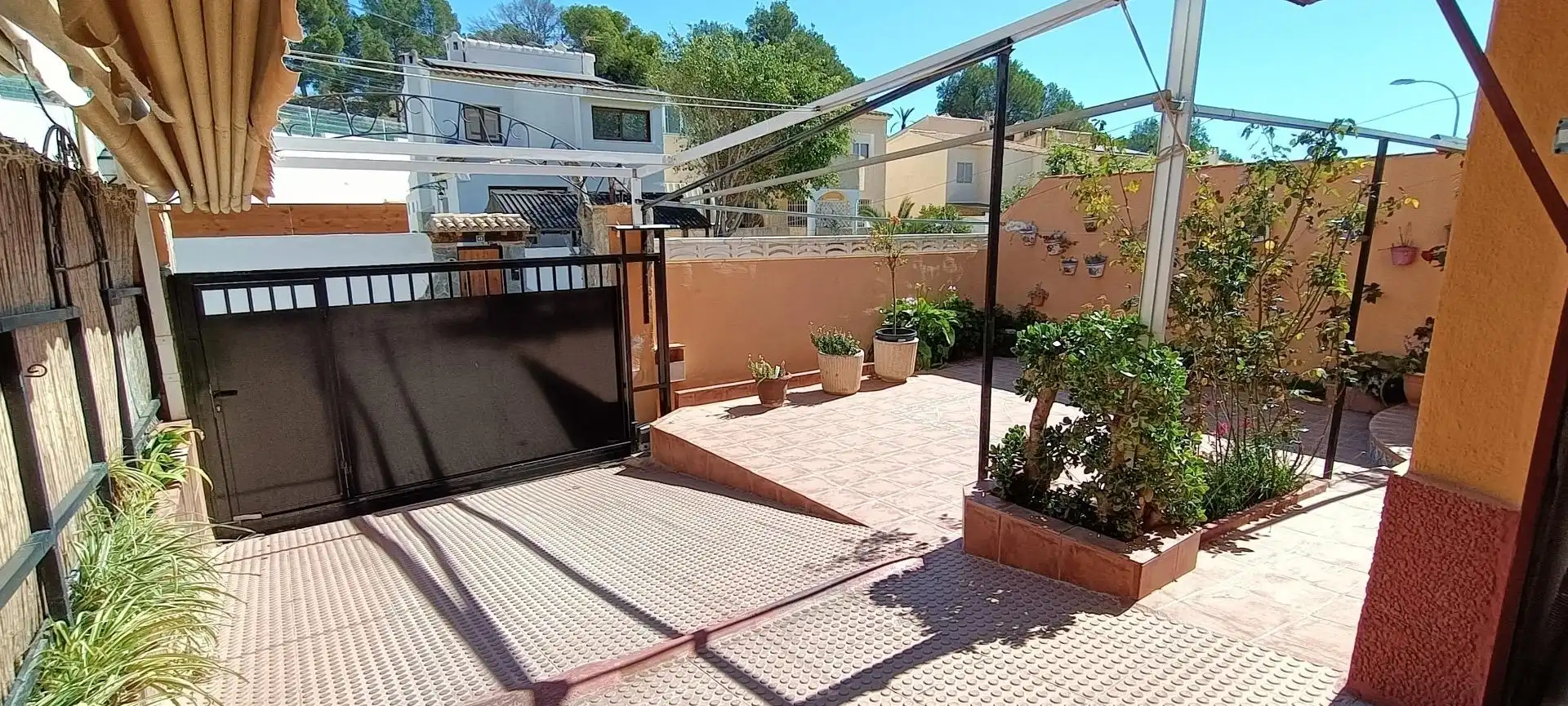 Terraza de Casa o chalet en venta en La Nucia con Aire acondicionado, Jardín privado y Terraza