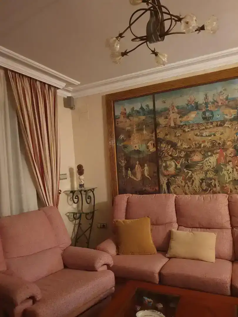 Sala d'estar de Pis en venda en Alhama de Granada amb Aire condicionat i Balcó