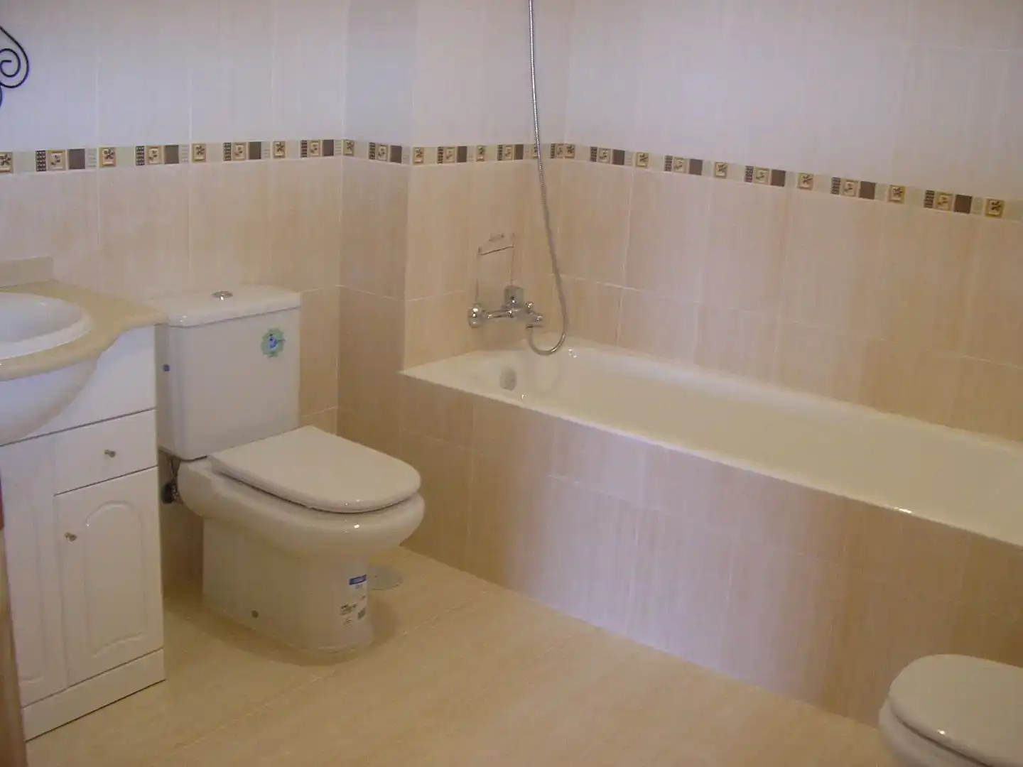 Bathroom of Flat for rent in Mora  with Furnished