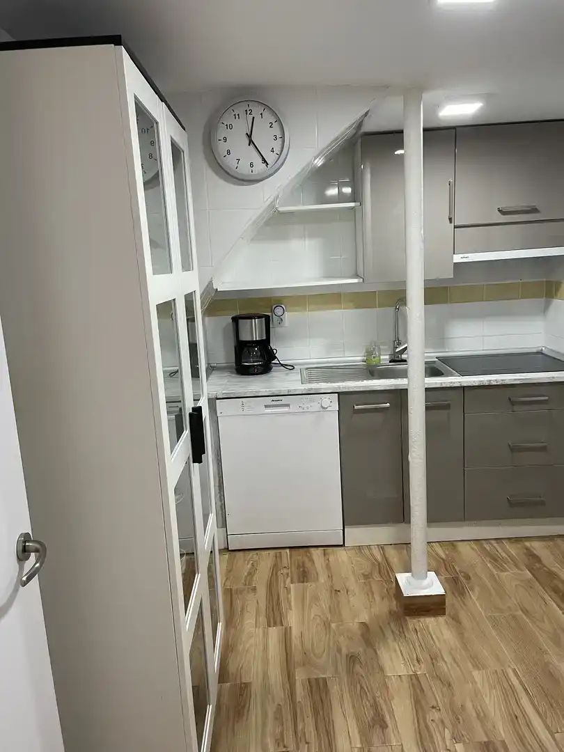 Cocina de Piso de alquiler en Constantina con Aire acondicionado, Parquet y Amueblado