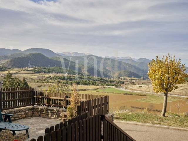 Casa-chalet en Venta en Urús