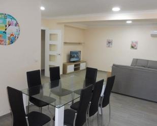 Dining room of Flat to share in Cartagena  with Air Conditioner and Heating