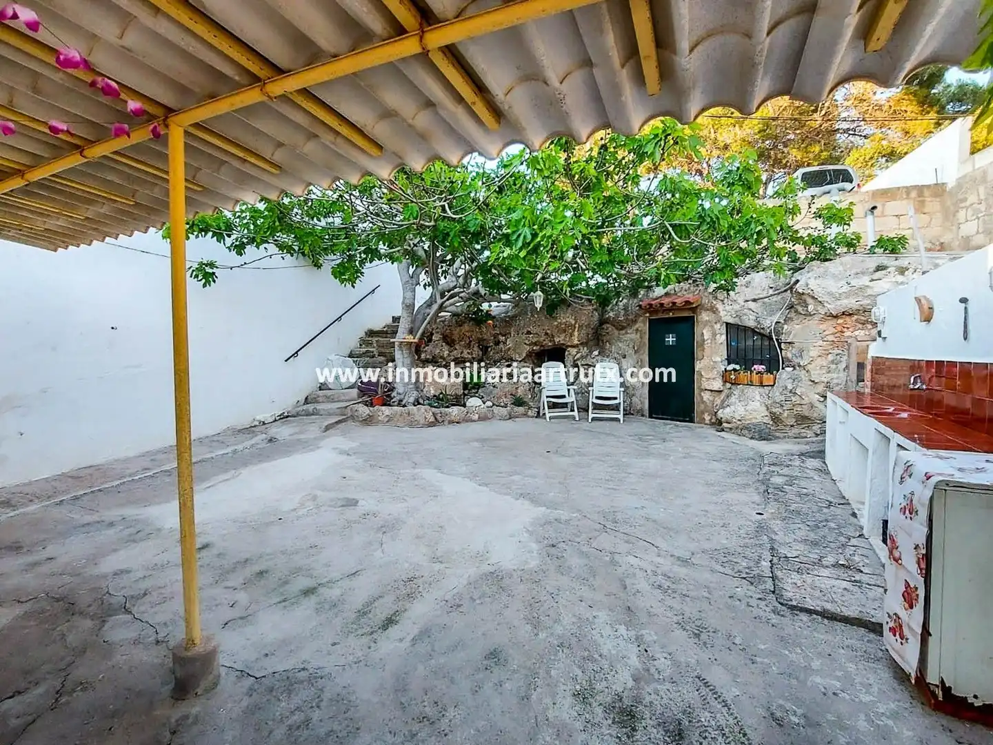 Vista exterior de Apartament en venda en Ciutadella de Menorca amb Terrassa, Traster i Piscina