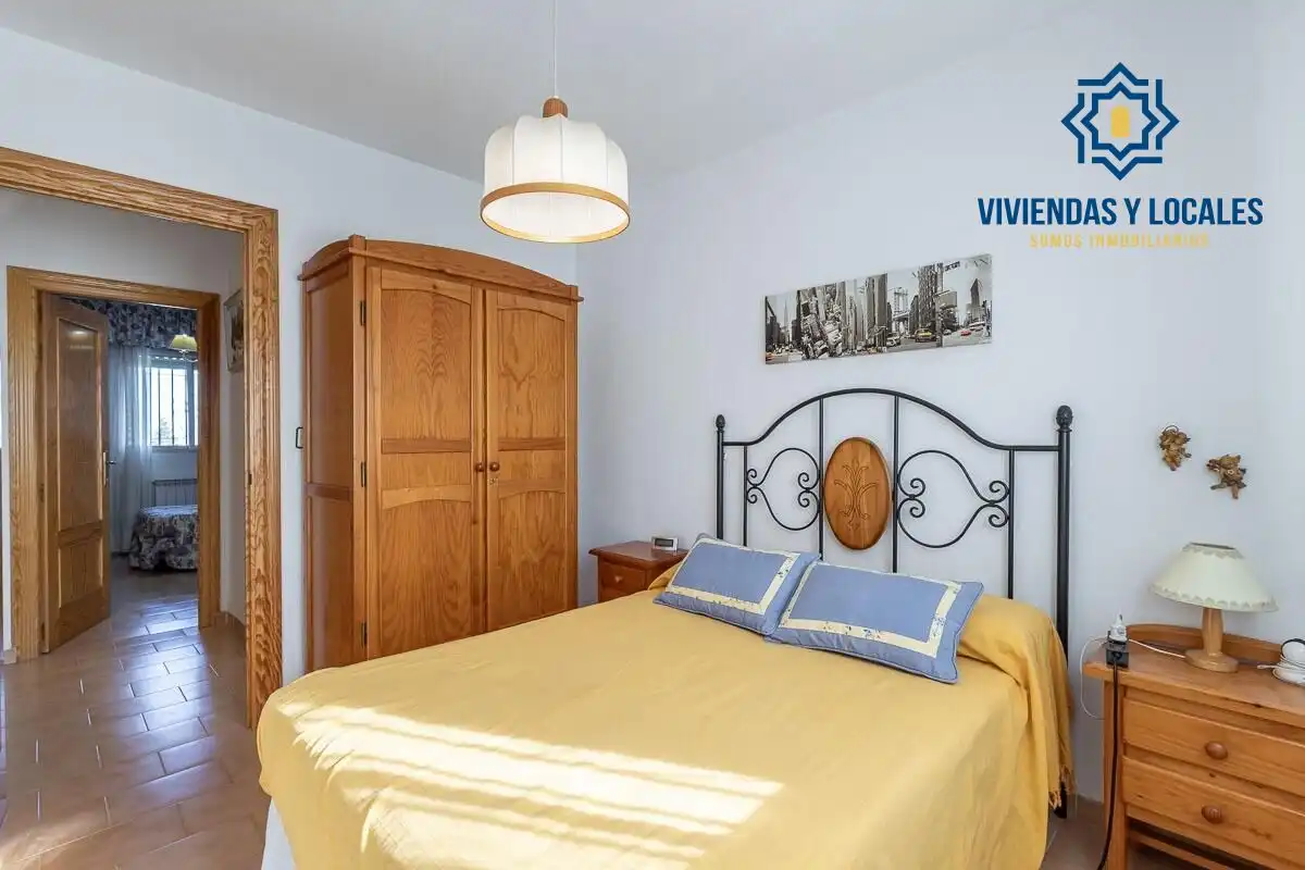 Detached house with pool for sale in Gójar, imagen 16