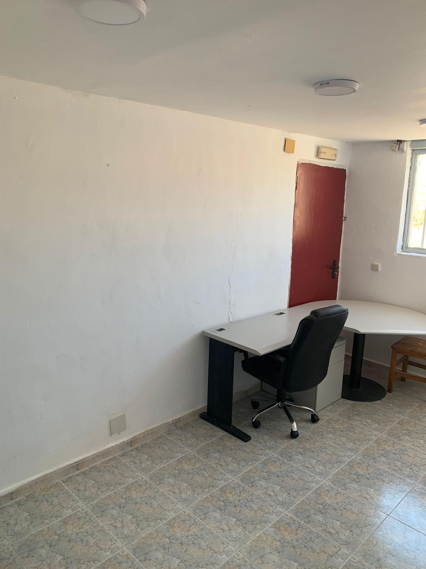 Office to rent in Ajalvir