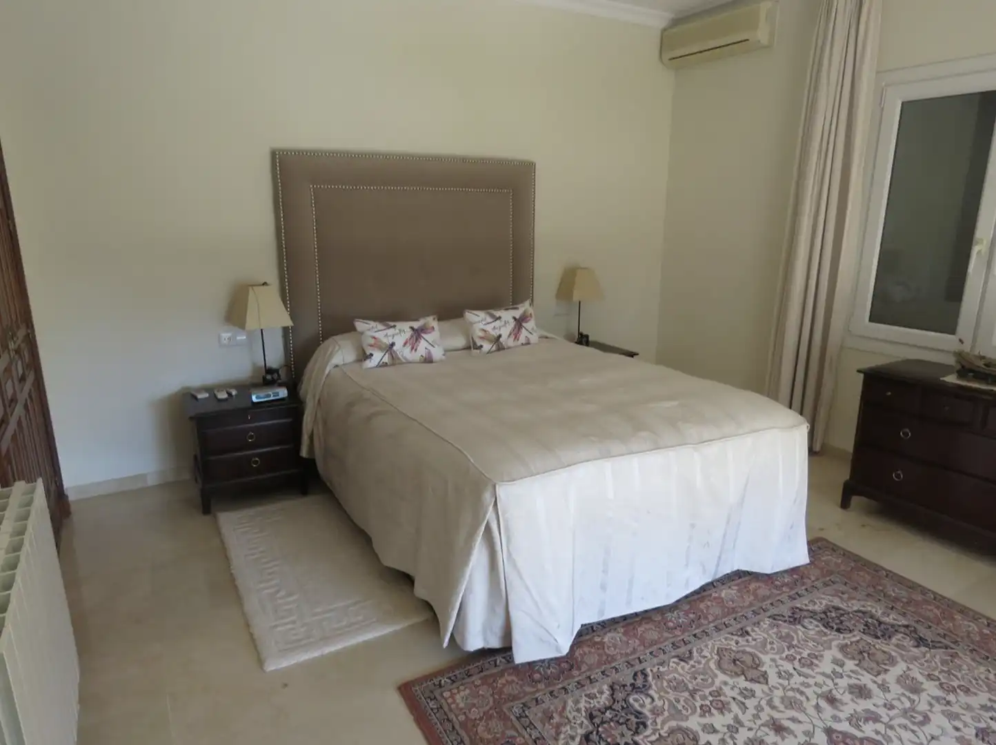 Habitación de Casa o chalet en venta en Benahavís con Aire acondicionado, Calefacción y Jardín privado