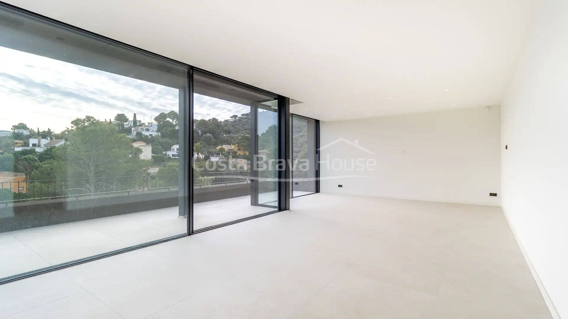 Living room of Houses for sale in Begur  with Air Conditioner, Heating and Private garden