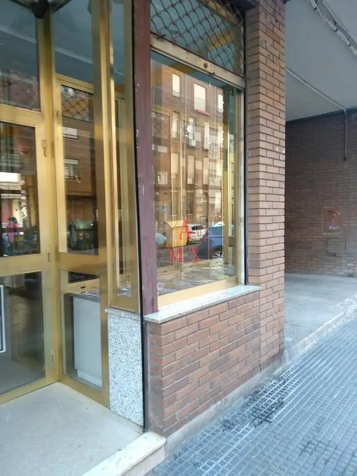 Local comercial en venda a Padre Isla, imagen 2