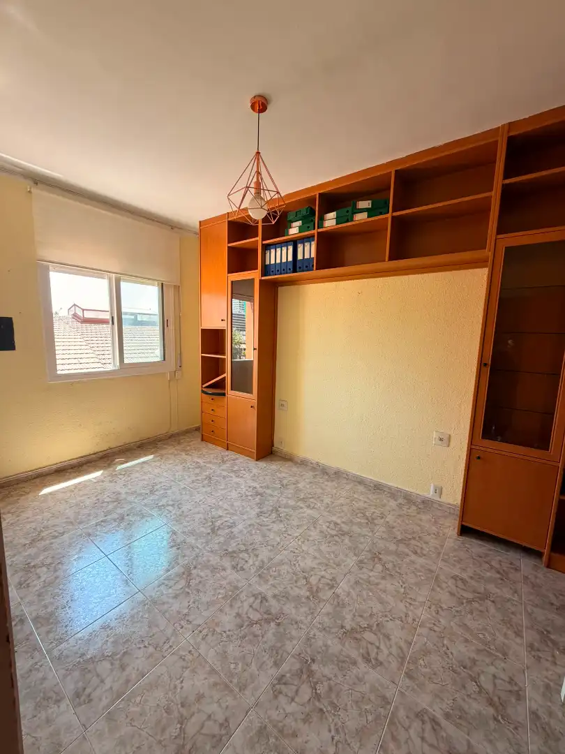 Habitación de Piso en venta en Barcelona con Aire acondicionado, Horno y Balcón