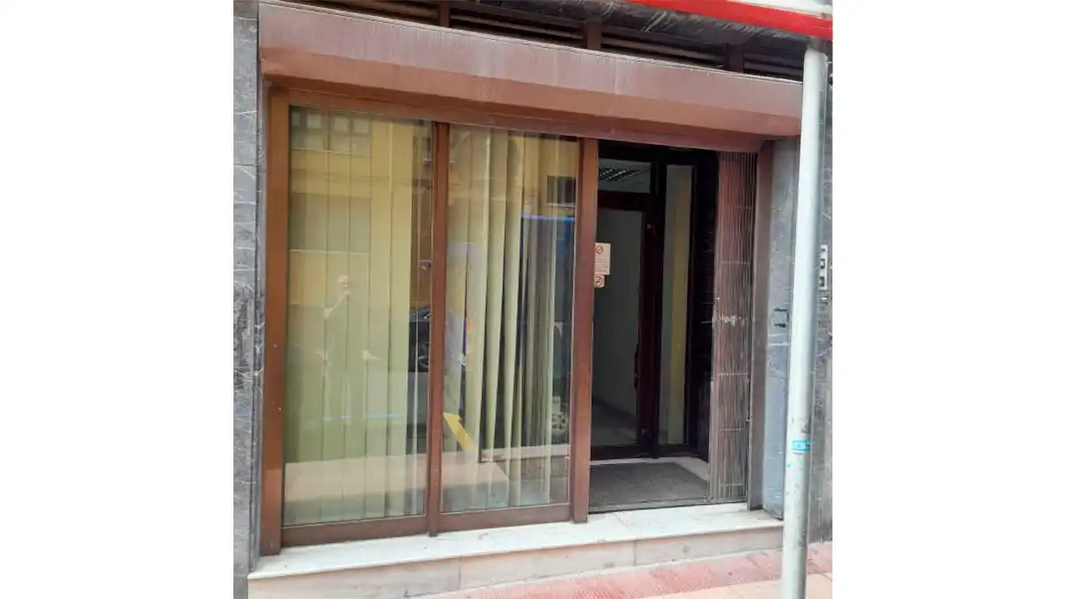 Außenansicht von Geschaftsraum zum Verkauf in Barakaldo 