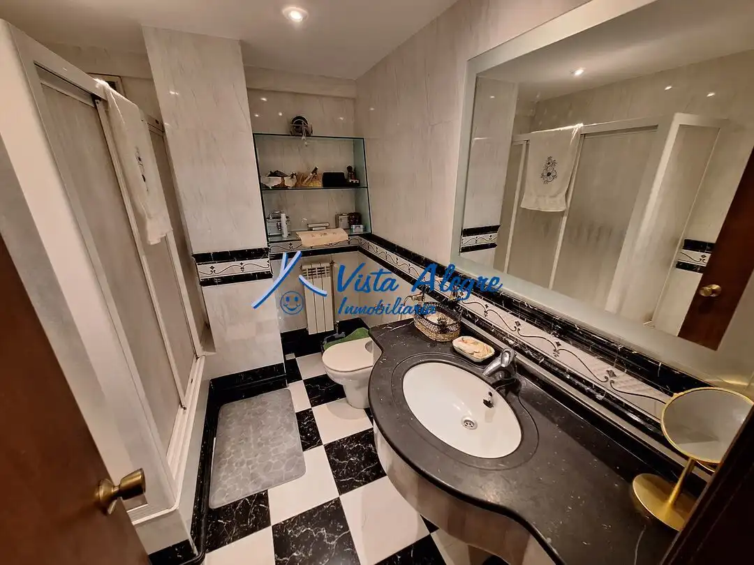 Badezimmer von Wohnung zum Verkauf in Haro mit Heizung, Terrasse und Möbliert