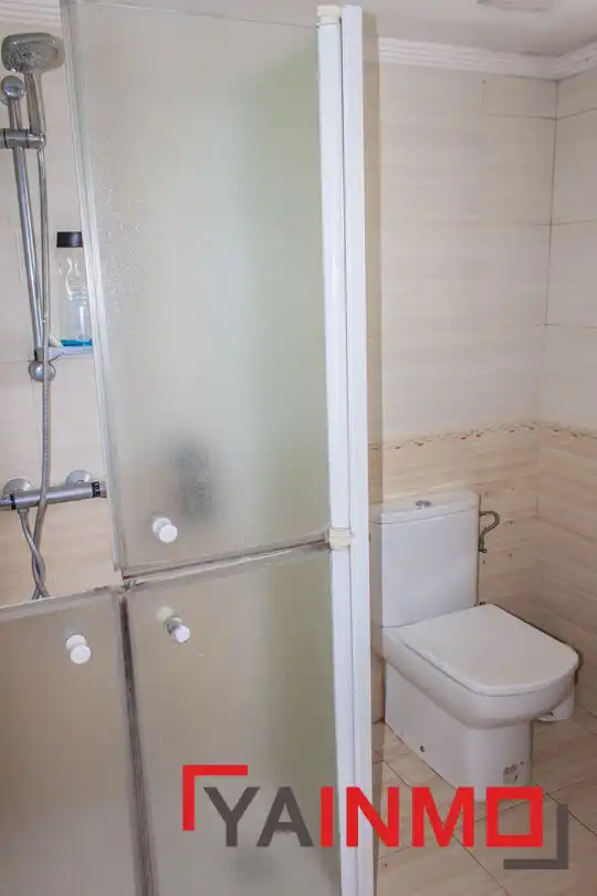 Bany de Casa o xalet en venda en Vitoria - Gasteiz amb Calefacció, Jardí privat i Terrassa