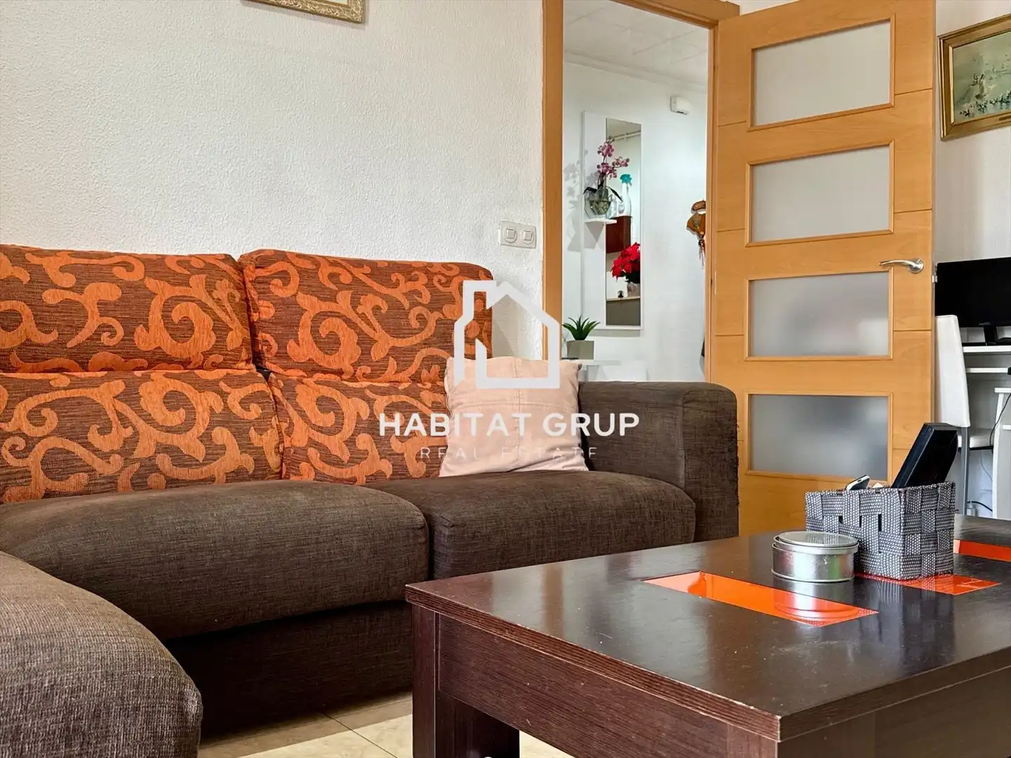 Living room of Flat for sale in Girona  with Heating and Terrace