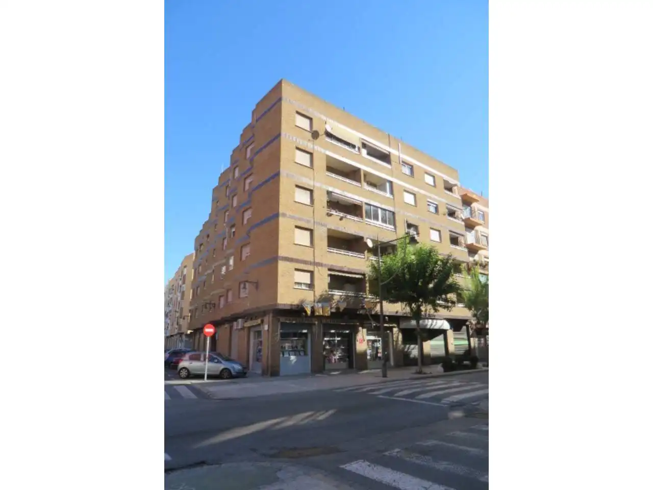 Vista exterior de Piso en venta en Xirivella con Aire acondicionado, Calefacción y Parquet