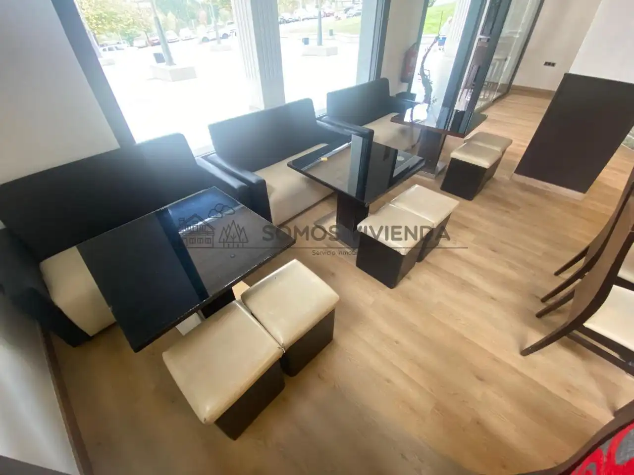 Local comercial de lloguer a As Lagoas, imagen 8