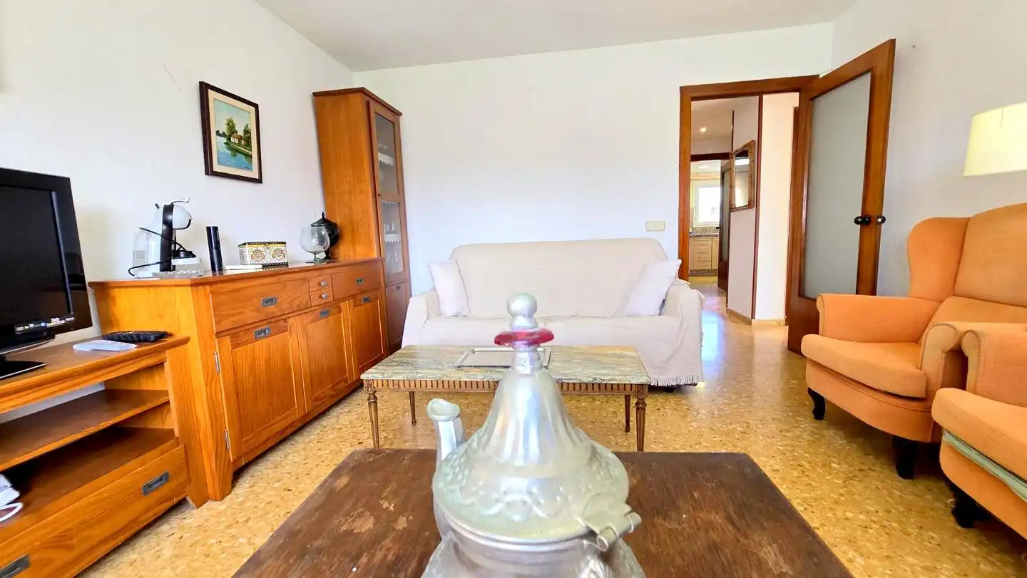 Sala de estar de Apartamento en venta en Gandia con Aire acondicionado, Terraza y Amueblado
