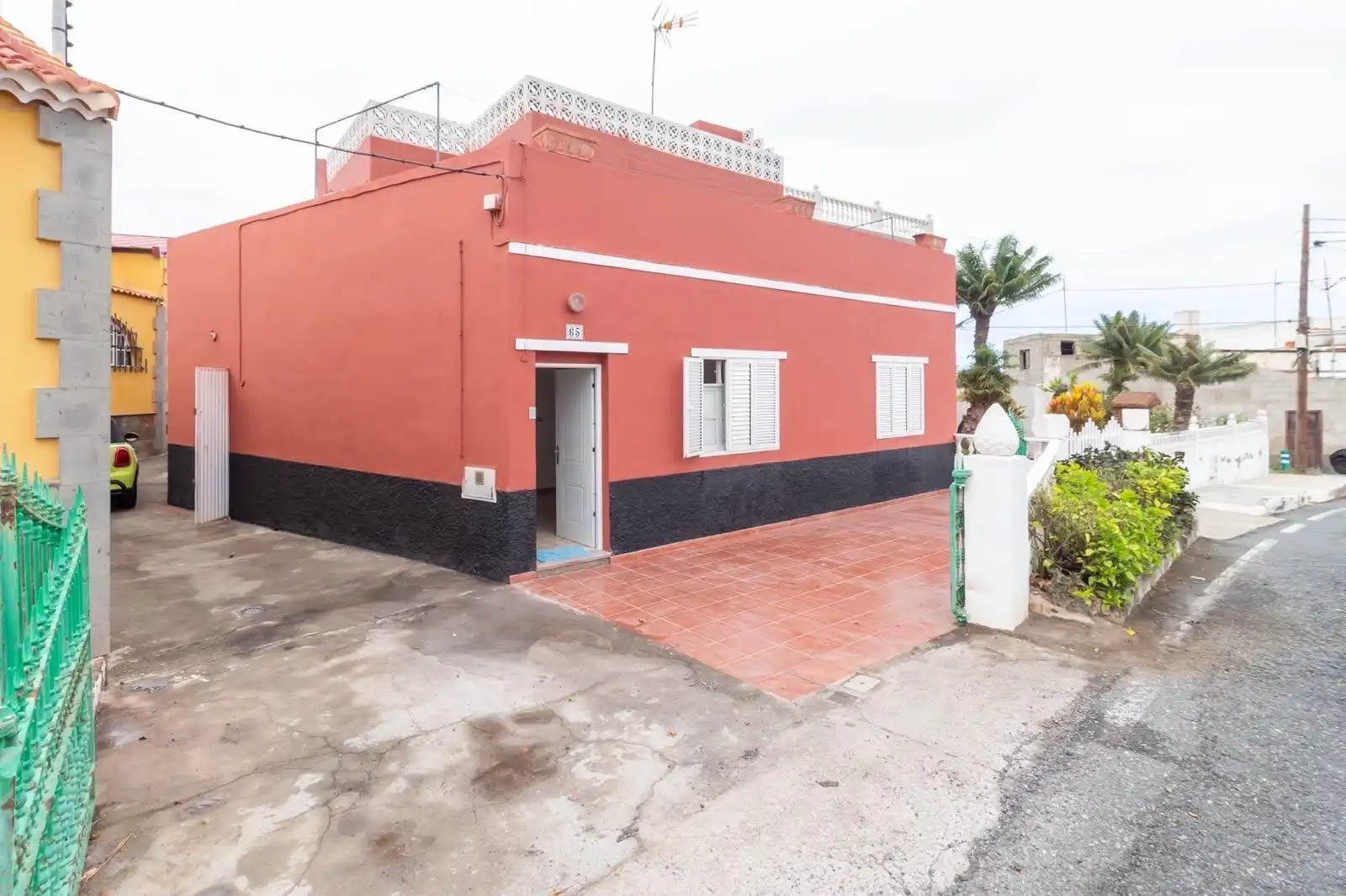 Vista exterior de Casa o chalet en venta en Arucas con Jardín privado y Terraza