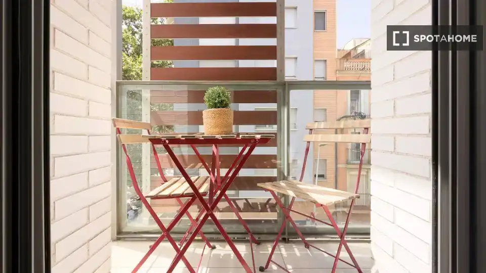 Flat with terrace to rent in Sant Martí, imagen 5