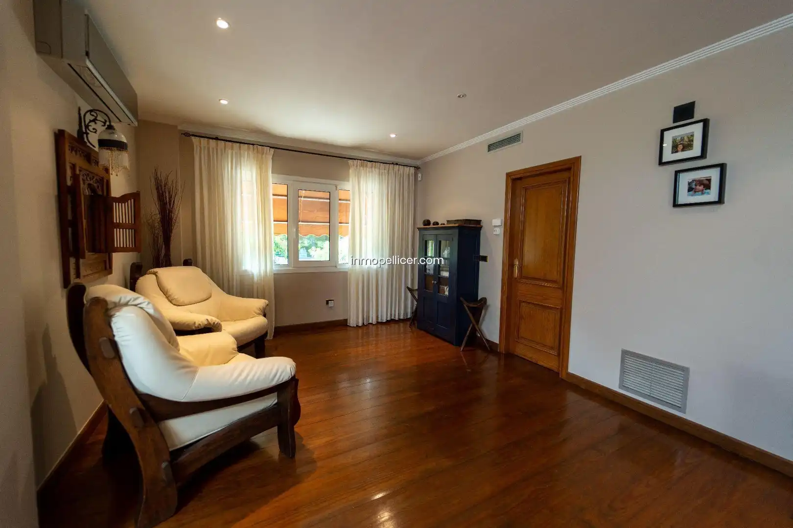 Haus oder Chalet zum Verkauf in L'Alfàs del Pi mit Klimaanlage, Heizung und Privatgarten