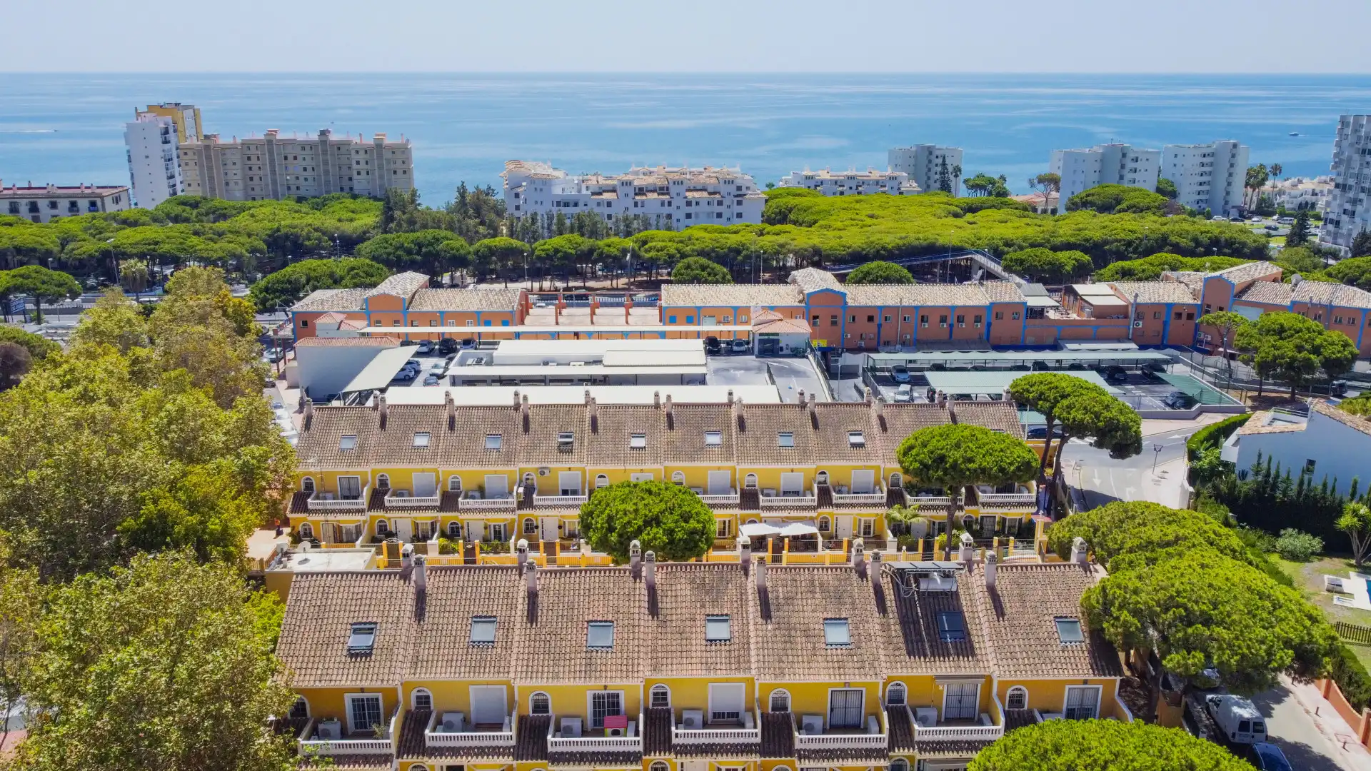 Detached homes for sale in Calahonda