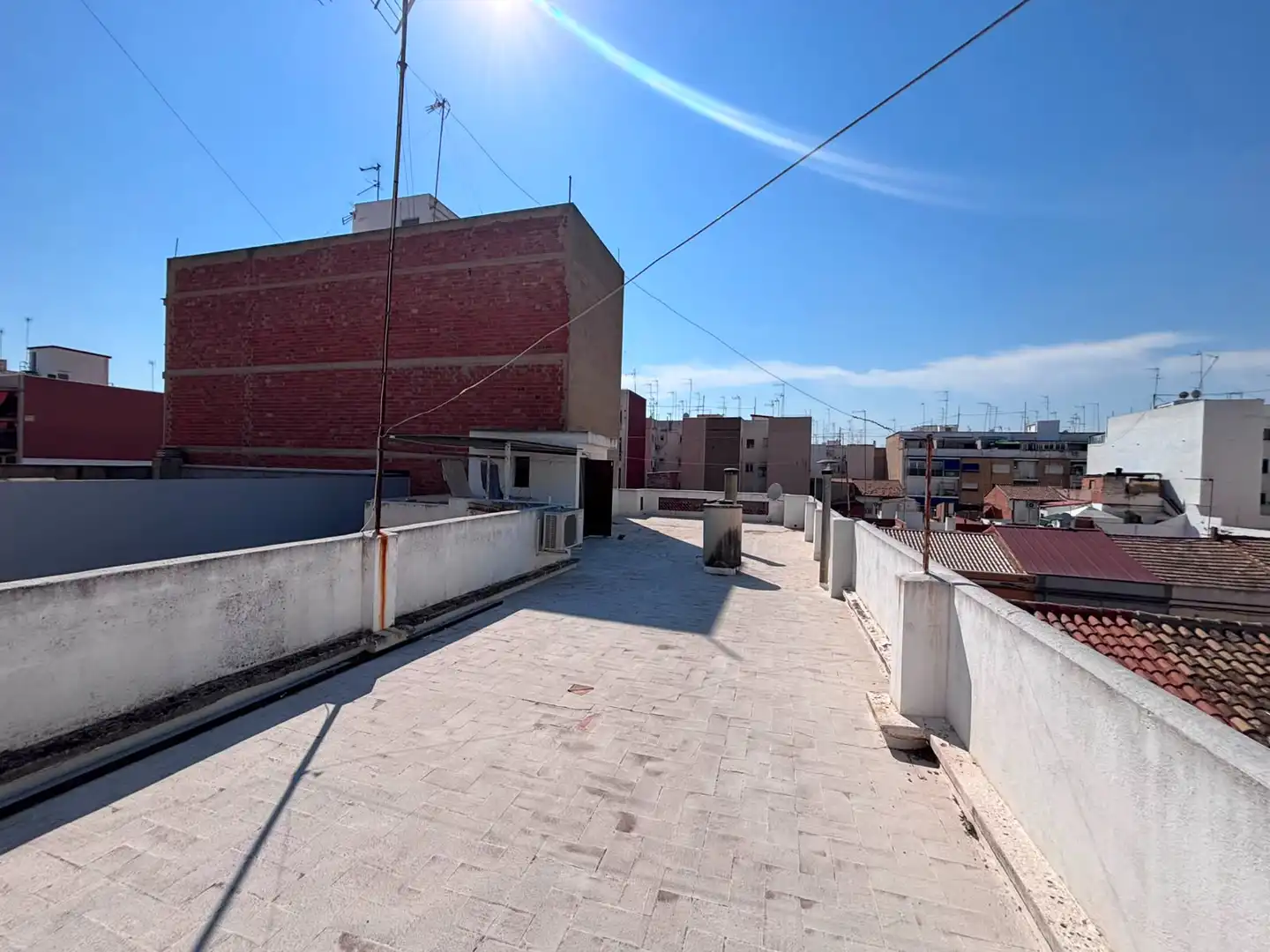 Terrassa de Casa o xalet en venda en Burjassot amb Terrassa i Balcó