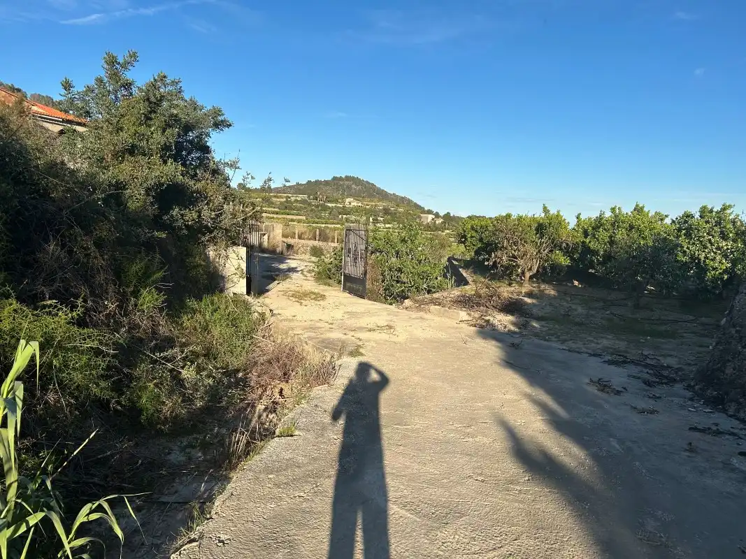 Finca rústica en venda en Oliva amb Moblat