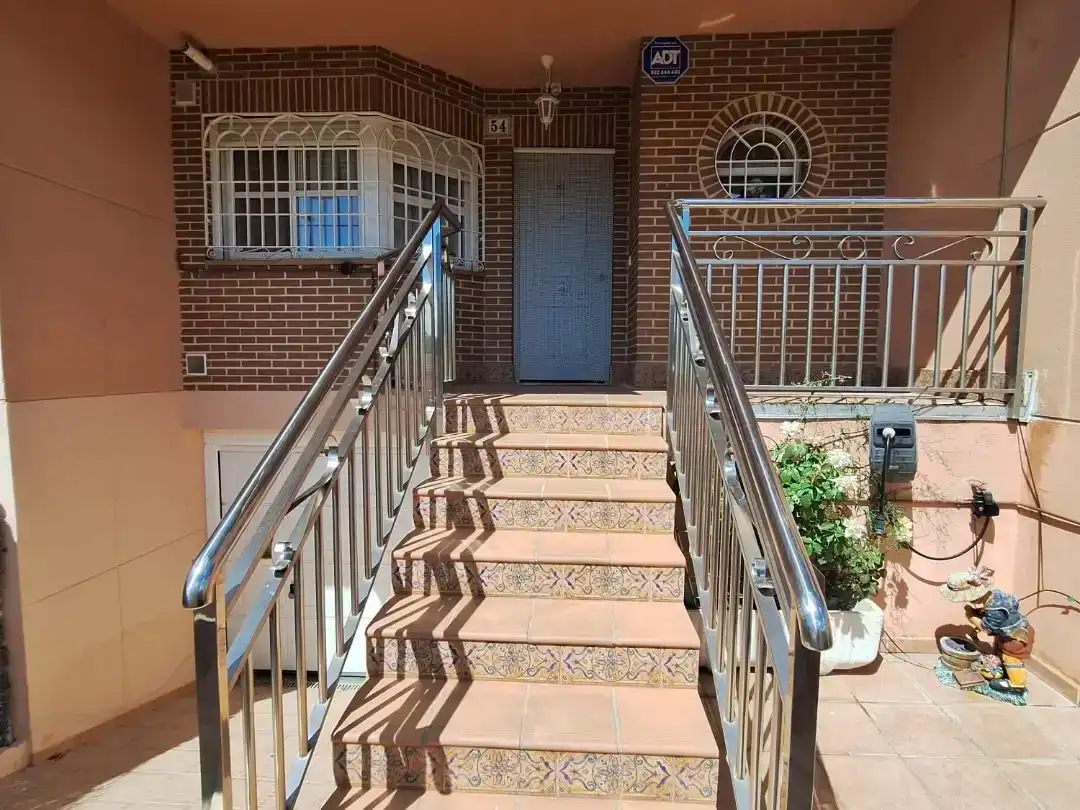 Casa o xalet en venda en Villalbilla amb Aire condicionat, Piscina i Balcó