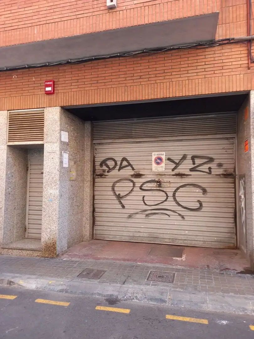 Parking de Garaje en venta en Montigalà - Sant Crist