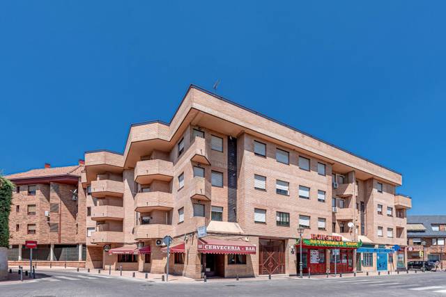 Piso en Venta en Navaluenga, 1 en Zona Carretera del Plantío