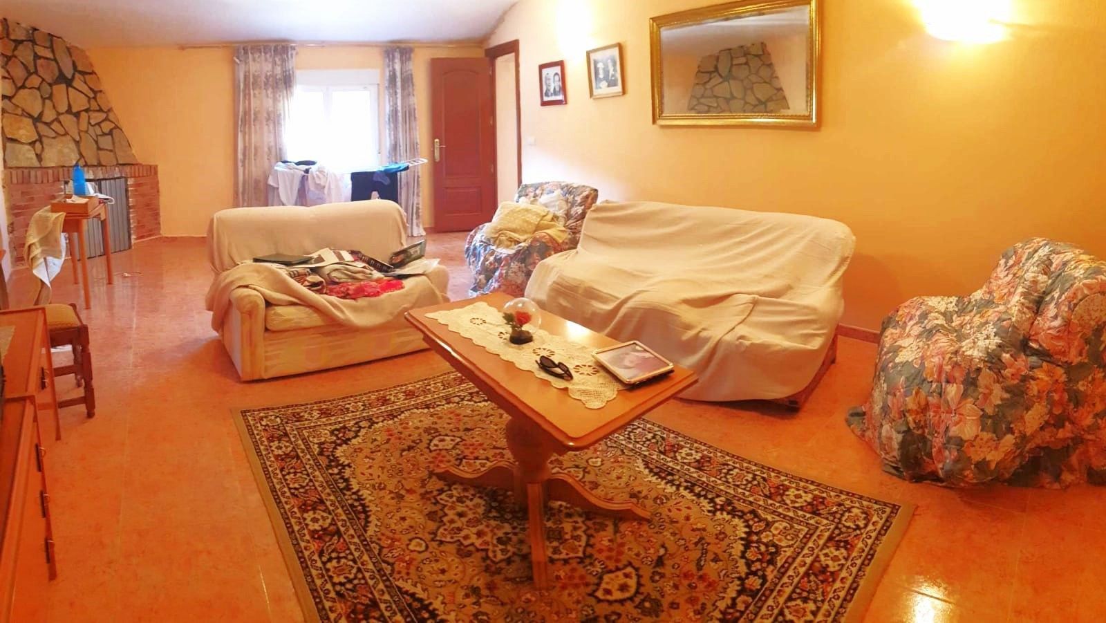 Sala d'estar de Finca rústica en venda en Cetina