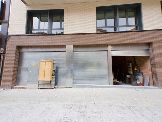 Local comercial en Venta en Avinguda de l'Abat Marcet, 292 en Zona Esportiva