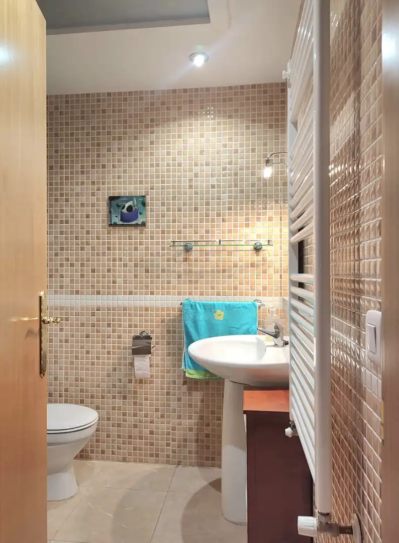 Badezimmer von Country house zum Verkauf in Alcorisa mit Heizung und Terrasse