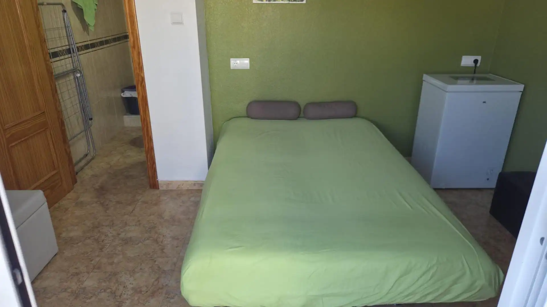 Bedroom of Attic for sale in Guardamar del Segura  with Air Conditioner, Terrace and Storage room