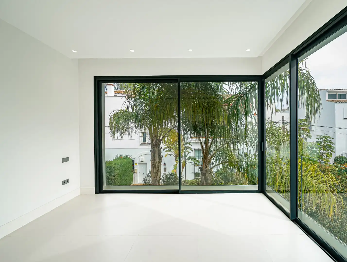 Chalet con piscina en venta en Milla de Oro, imagen 15
