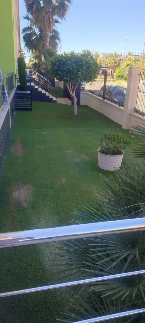 Jardí de Apartament en venda en Orihuela amb Aire condicionat, Calefacció i Jardí privat