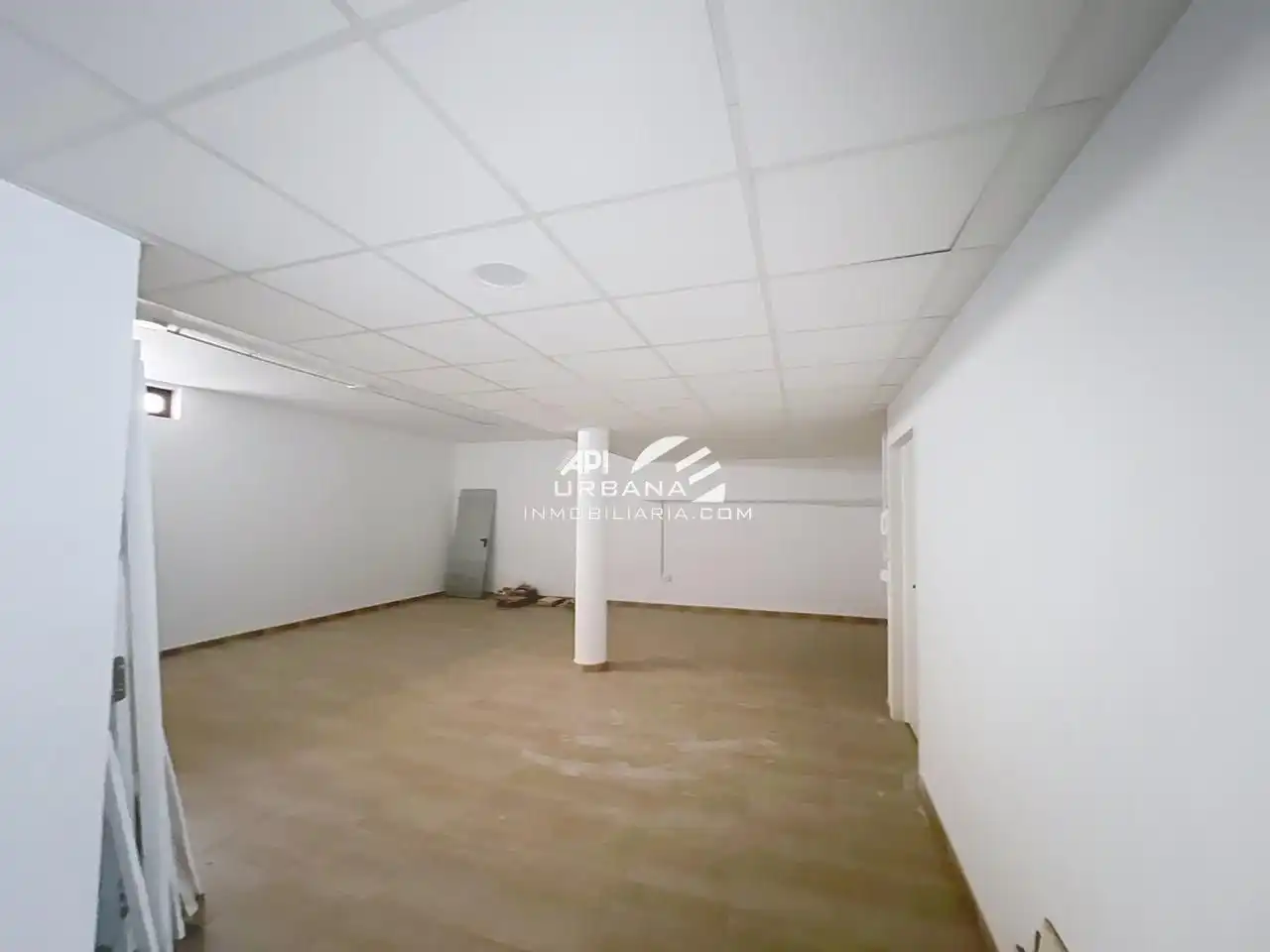 Ground floor for sale in Lucena  with Terrace and Storage room