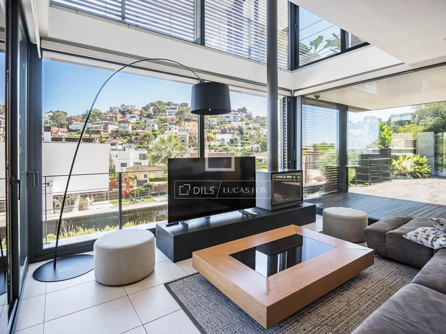 Living room of Houses for rent in Castelldefels  with Air Conditioner, Private garden and Terrace