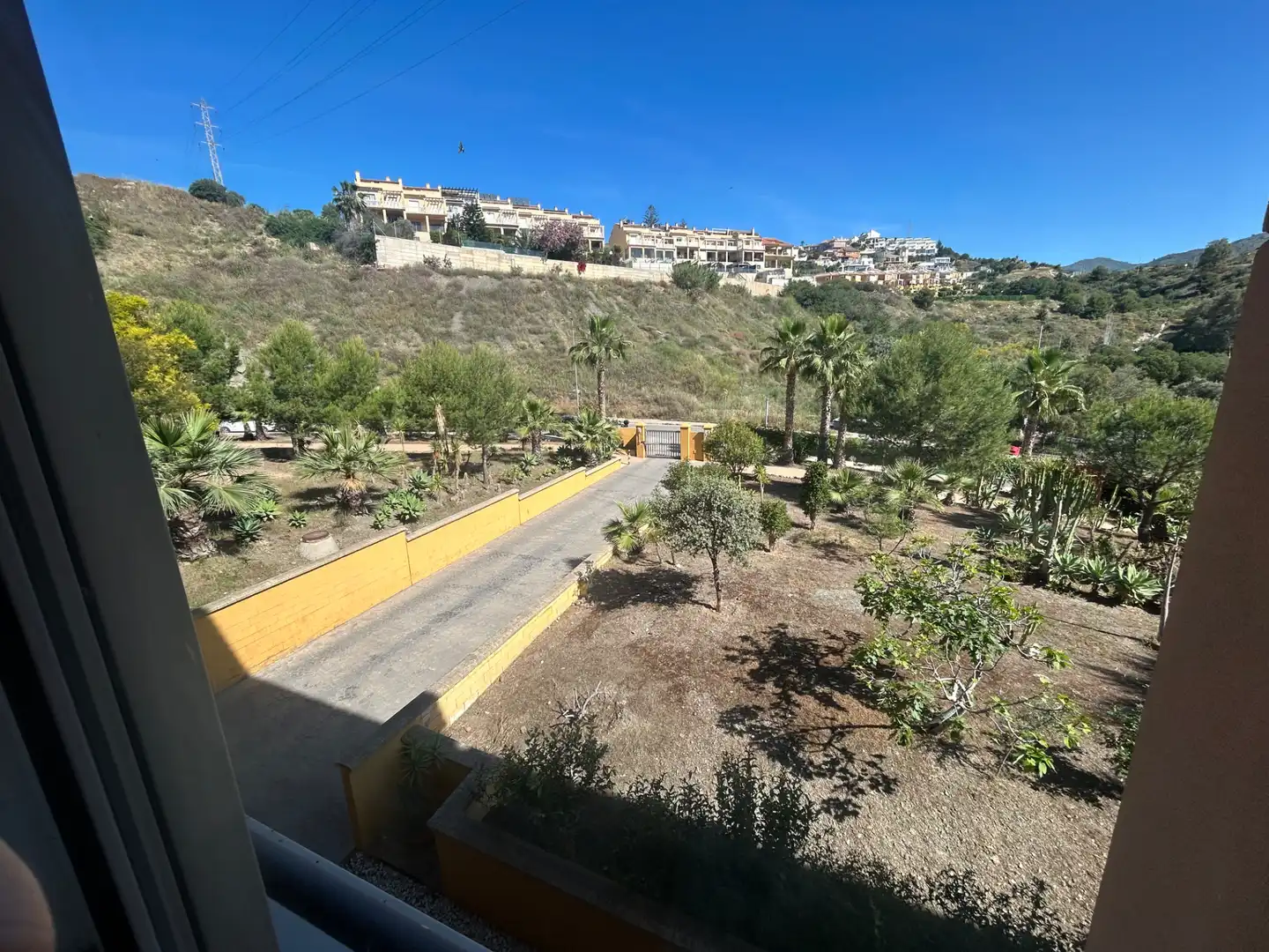 Vista exterior de Piso en venta en Málaga con Terraza, Balcón y Piscina comunitaria