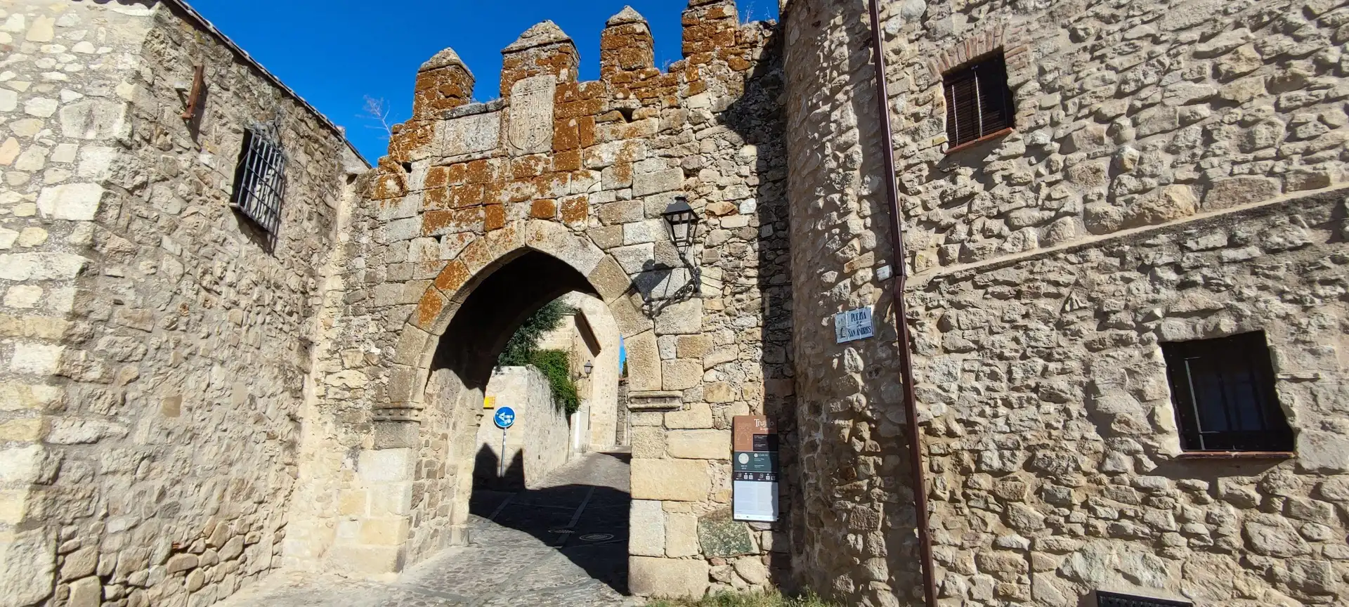 Vista exterior de Casa o chalet en venta en Trujillo con Aire acondicionado, Jardín privado y Trastero