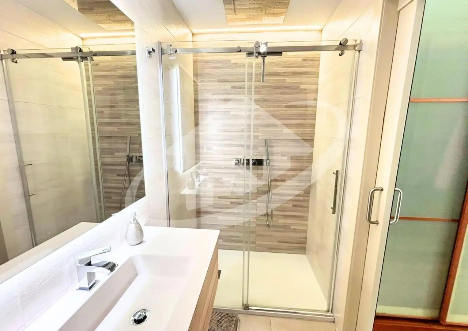 Baño de Casa o chalet en venta en Sant Quirze del Vallès con Aire acondicionado, Calefacción y Jardín privado