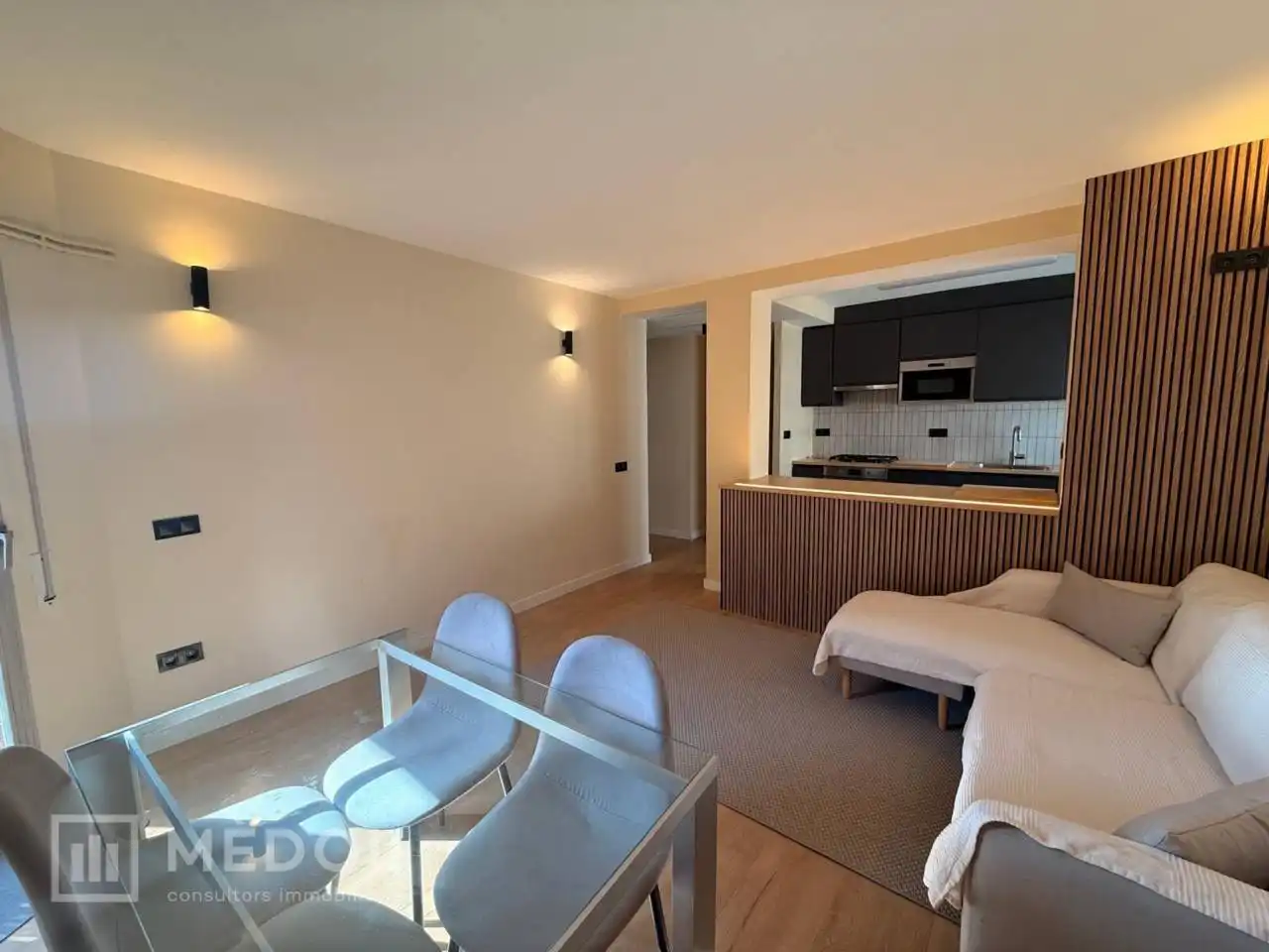 Appartamento con terrazza in affitto a Paseo Marítim de Rafael de Casanova, imagen 3