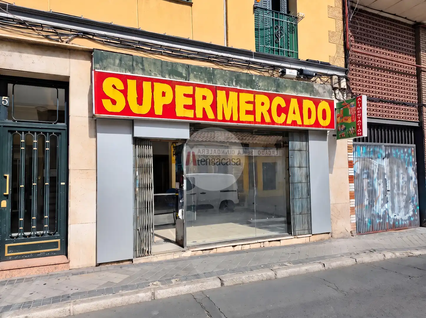 Business premises for sale in Calle de Eraso 15