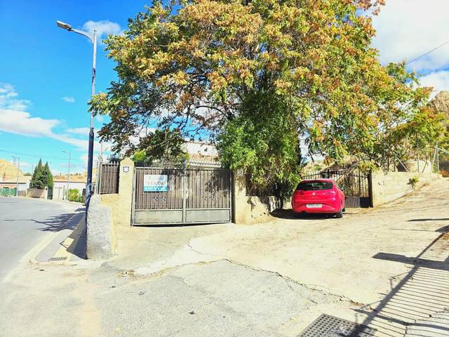 Casa-chalet en Venta en Purullena