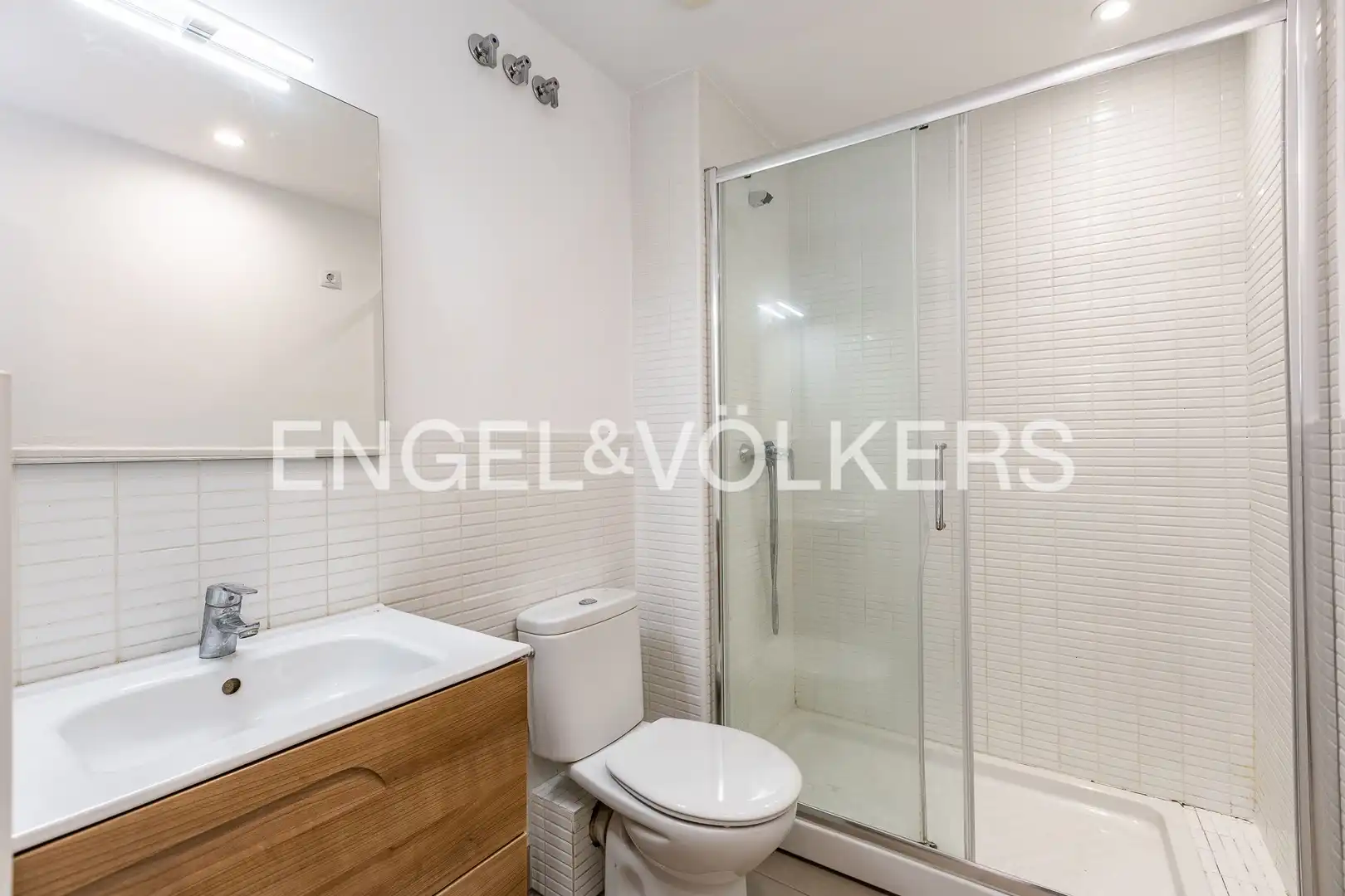 Badezimmer von Maisonette zum Verkauf in Manresa mit Heizung, Terrasse und Balkon