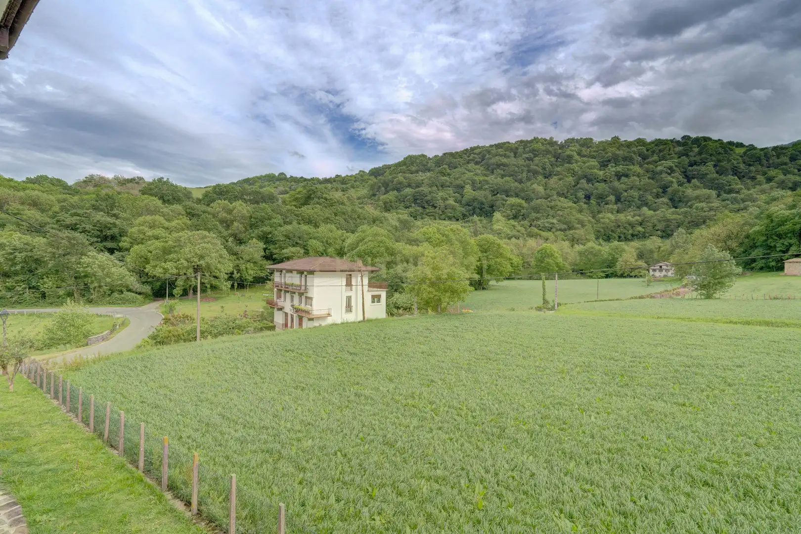 Flat for sale in Oiz  with Private garden and Storage room