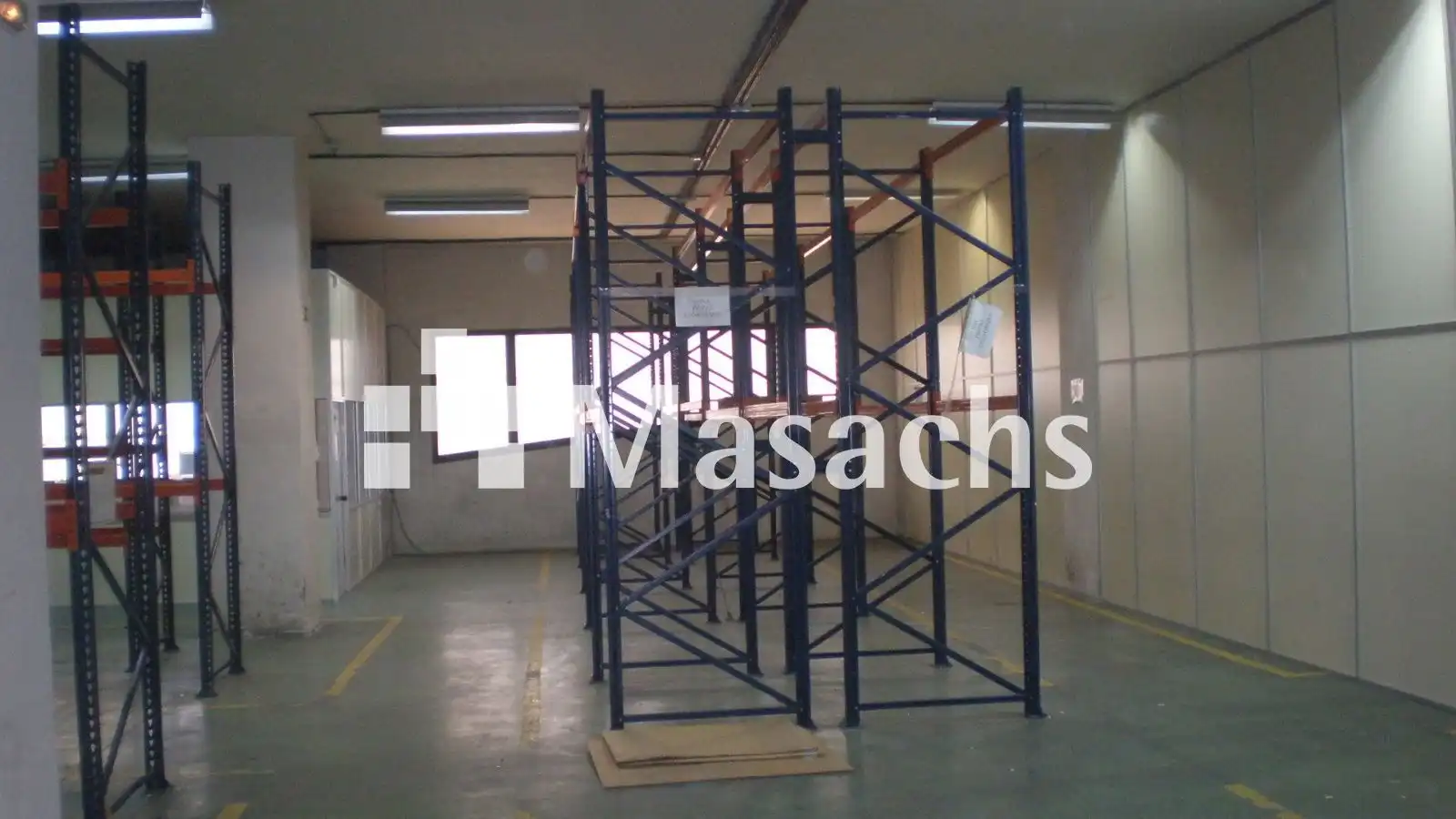 Nave industrial en venta en Madrid
