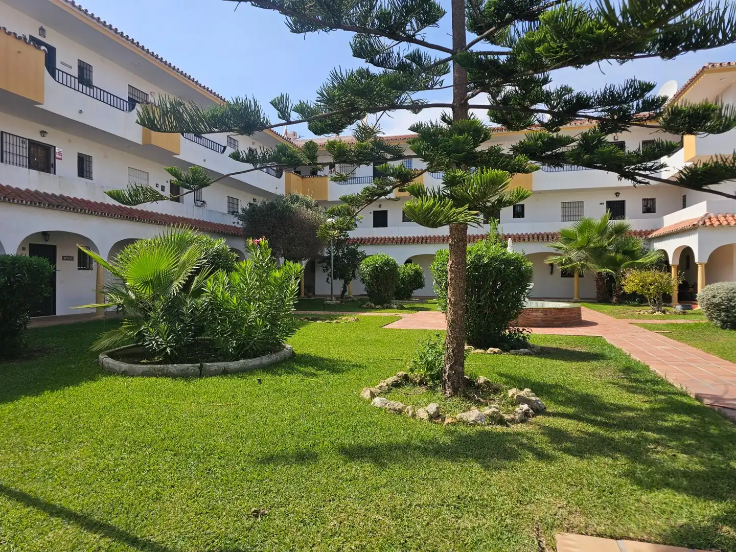 Bajo con piscina en venta en El Faro de Calaburra - Chaparral, imagen 46