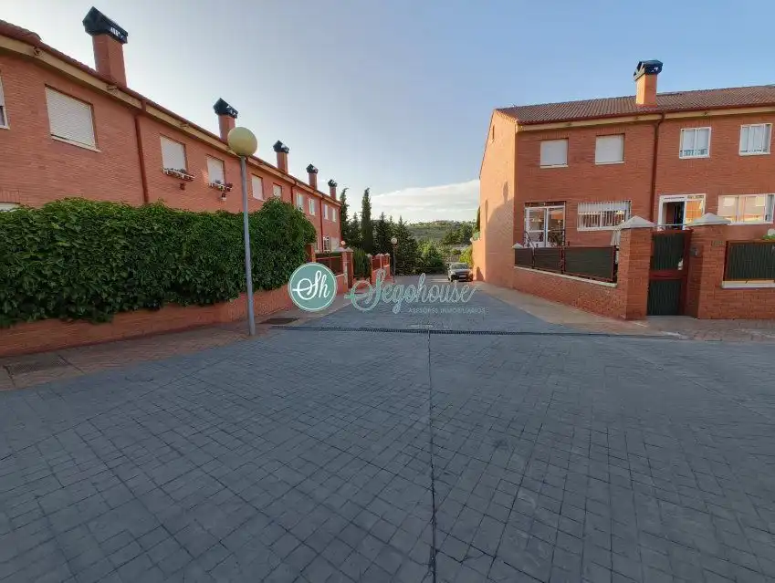 Houses for sale in Vía Romana